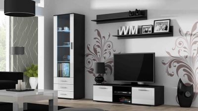 Komoda TV Bed Meble Soho 140, me rafte, e zezë e bardhë me shkëlqim