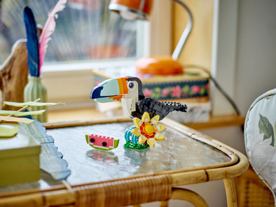 Lodër ndërtuese LEGO Creator Wild Animals Tropical Toucan, set 3in1, shumëngjyrëshe