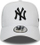 Kapele New Era Essential New York Yankees MLB Trucker 12285467, me rregullim, e bardhë