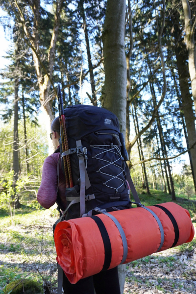 Туристички ранец Kubisport Mountains 75L, многу широк, црн