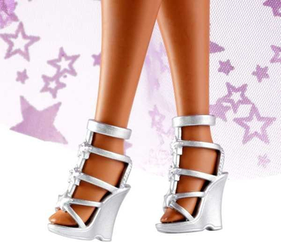 Kukull Barbie Mattel A Touch of Magic Brooklyn HLC33, me flokë të gjatë, me aksesorë, lejla