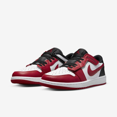 Atlete Nike Air Jordan 1 Low FlyEase, me Air, për burra, të bardha