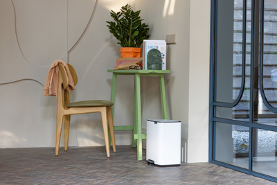 Kosh plehrash Brabantia Pedal Bin, 12L, drejtkëndor, i bardhë