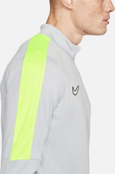 Bluzë sportive per burra Nike Dri-Fit Academy DX4294 007, me zinxhir të shkurtër, gri