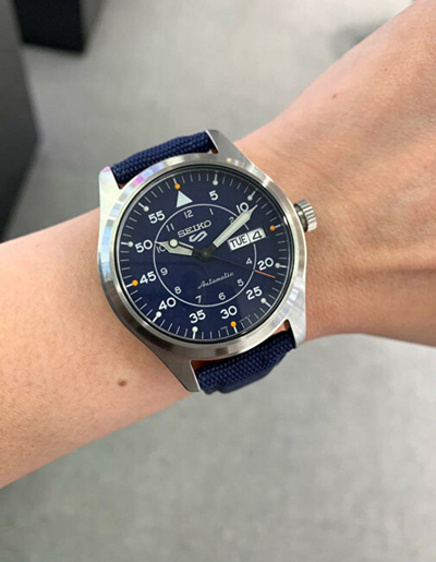 Orë dore Seiko 5 Sports Automatic SRPH31K1