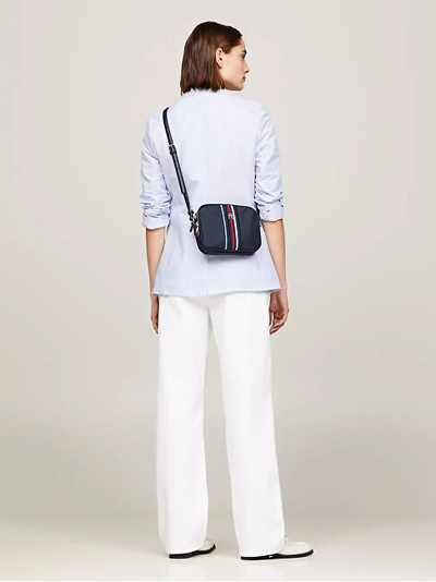 Çantë për femra Tommy Hilfiger, e kaltër