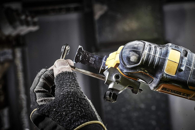 Mjet shumëfunksional oscilues pa brusha DeWALT, 18V XR, 2x2.0Ah
