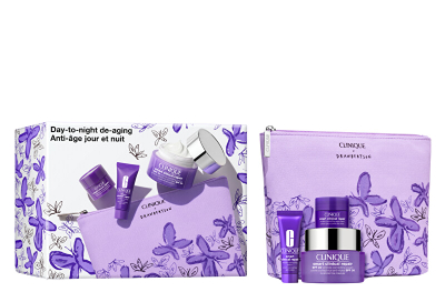 Set Clinique Smart Clinical Kit, krem për fytyrë 50 ml + serum 10 ml + krem kundër rrudhave te sytë 5 ml + çantë kozmetike