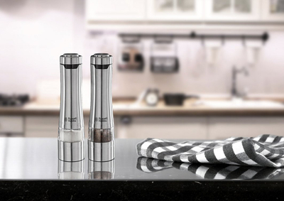 Мелница за сол и бибер Russell Hobbs