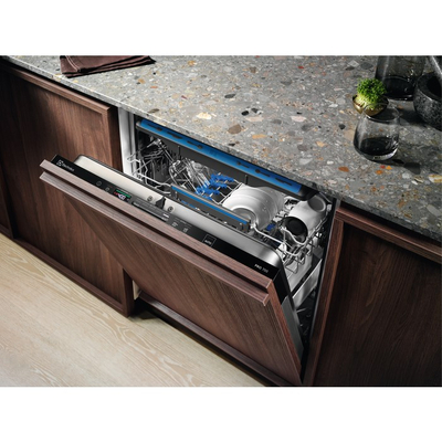 Lavastovilje e integruar Electrolux EEM48320L, 60 cm, AirDry, e bardhë
