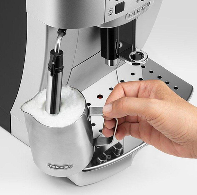Makinë kafeje Espresso DeLonghi ECAM, e zezë/ argjendtë