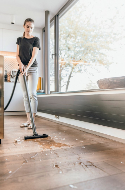 Fshesë me korrent Karcher WD 2 Plus V-12/4/18, 1000W, depozitë 12L, e verdhë