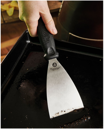 Skrepër për grilë De Buyer Outdoor, 80mm, me dorezë të rehatshme, gri