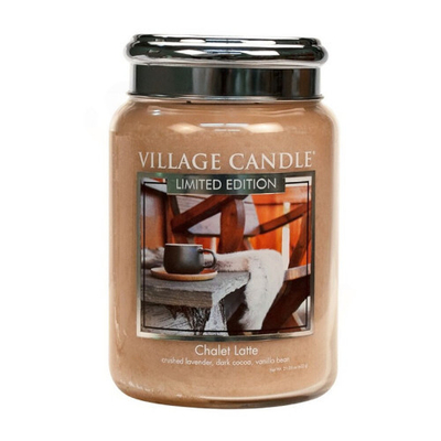 Qiri aromatik Village Candle Chalet Latte, 602 g