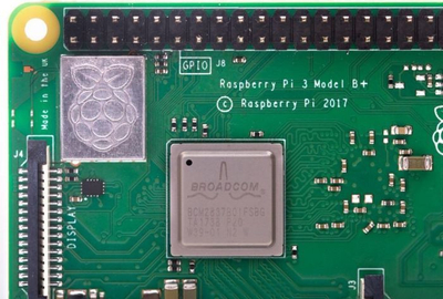 Pllakë kompjuteri Raspberry Pi 3 Model B Plus, 1GB RAM, me WiFi dhe Bluetooth, ngjyrë jeshile