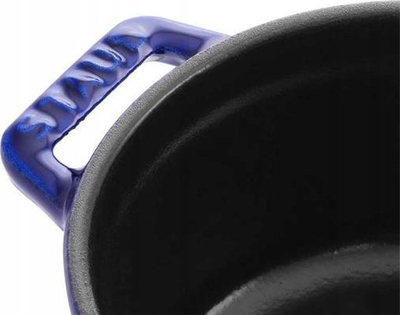 Tenxhere gize Staub Round Cocotte, 24cm, 3.8L, blu e errët