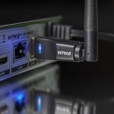 Адаптер Ви-Фи Wiwa MT7601, USB, со надворешна антена, црн