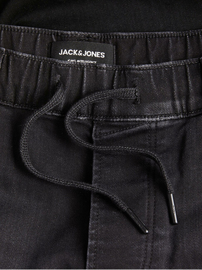 Pantallona të shkurtra JACK&JONES JJIRICK Regular Fit, të zi