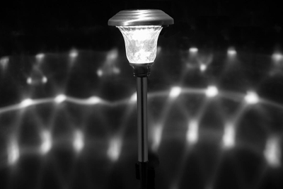 Shtyllë drite me diell Neo Solar Lamp Post, LED SMD, 10 lm, ngjyrë argjendtë