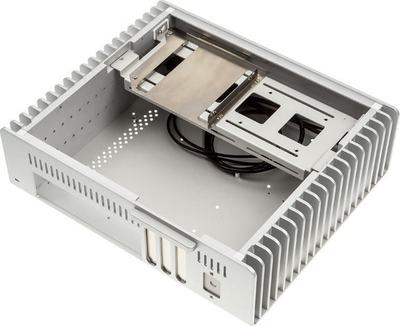 Kasë Streacom FC9 Alpha Optical, HTPC