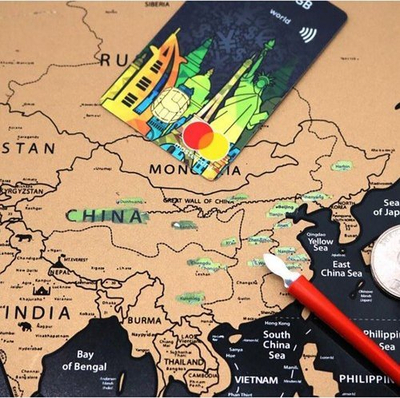 Карта на светот за лупење Luckies World Map Scratch, со знамиња, со додатоци, шарена