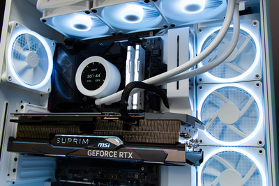 Kompjuter tavoline HAL3000 Herní sestava MČR 2024, Intel Core i9-14900KF, 64GB RAM, 4TB SSD, RTX 4090, i bardhë
