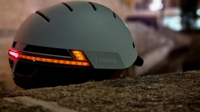 Helmetë biçiklete Livall BH51M Neo, inteligjente me LED dhe Bluetooth, madhësia M 54–58 cm, ngjyrë mint