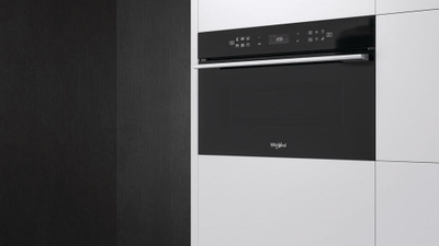 Furrë me mikrovalë inkaso Whirlpool W Collection W7 MD440 NB, 31L, me gril, e zezë