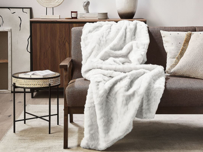 Batanije TOURZA Faux Fur, 180 x 220 cm, e bardhë