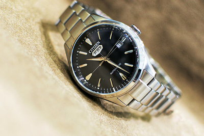 Orë dore Citizen NH8391-51EE