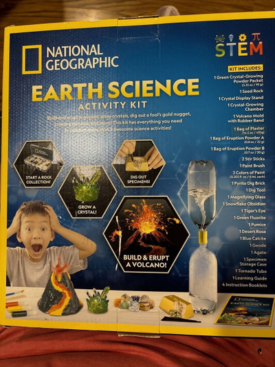 Сет за научни експерименти National Geographic Earth Science Kit, над 15 експерименти, STEM за деца, шарен