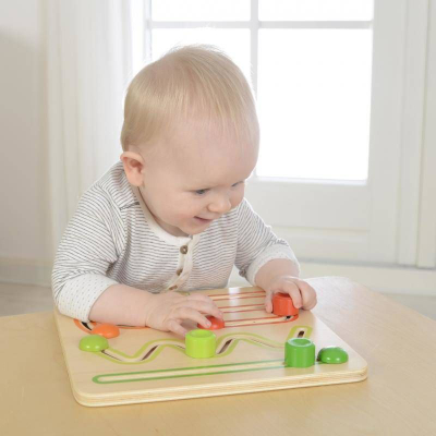 Дрвена едукативна игра Masterkidz Sliding Maze, табла со лавиринт, повеќебојна