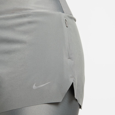 Кратки панталони за трчање Nike Dri Fit 2 in 1, Running, сива Smoke