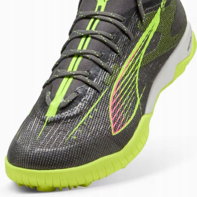 Këpucë futbolli Puma Ultra 5 Pro Cage M 108173-03, taban gome, për bar dhe fushë artificiale, gri