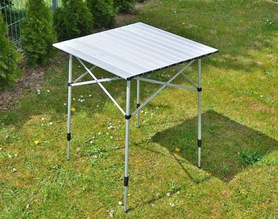 Tavolinë palose kampingu High Peak Sevilla 44180, 70 x 70 cm, lartësi e rregullueshme, argjendi