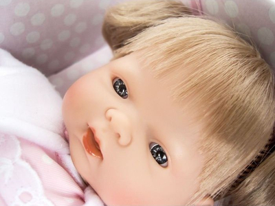Kukull bebe pa markë Model 232025, realiste, fustan rozë, e bardhë