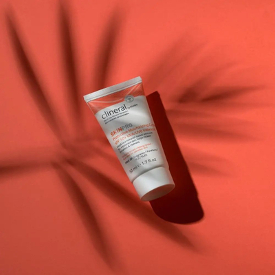Krem fytyre Ahava Clineral SkinPro, SPF 50+, 50 ml, i bardhë