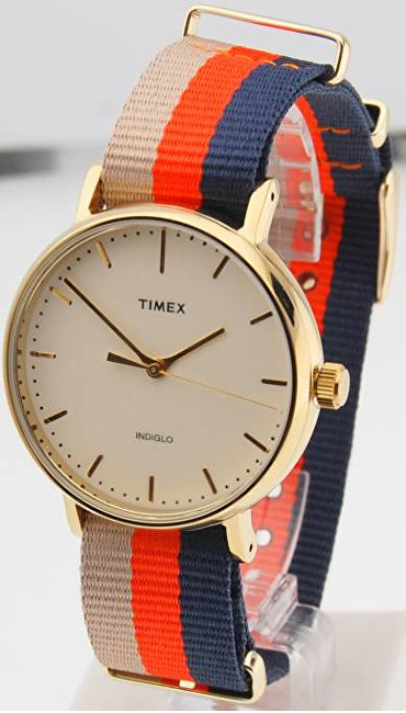 Orë dore Timex Weekender TW2P91600