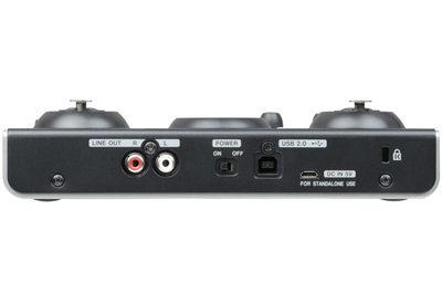 Interfejs audio Tascam US-42B MiniStudio Creator, 2 kanale, për podcast dhe streaming, i zi