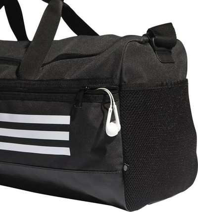 Çantë sportive adidas Essentials Training Duffel S HT4749, me ndarje për atlete, poliester i riciklum, e zezë