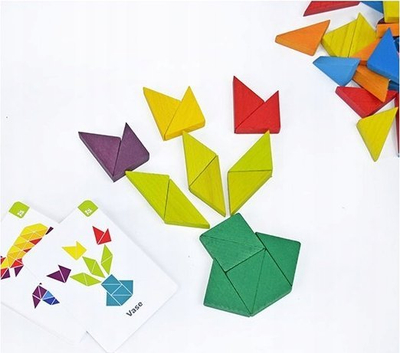 Mozaik druri KuKibik Wooden Mosaic Triangles, 64 copa, 30 karta detyrash, shumëngjyrësh