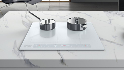 Pianurë me induksion Whirlpool WL B4560 NE/W, 4 zona gatimi, 60cm, e zezë