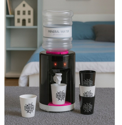 Lodër banjoje Tomy Bluey, set me ponton e kupë uji, me ngjyra nga të gjitha