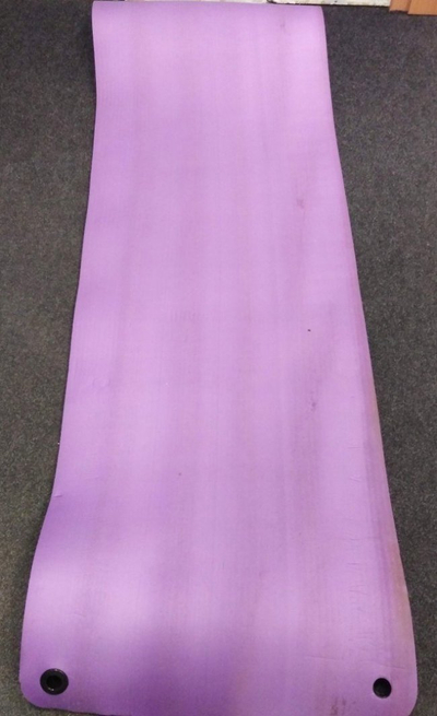 Tapet për stërvitje Sveltus 180cm, me vrima për var, me dorezë për ta mbajt, blu