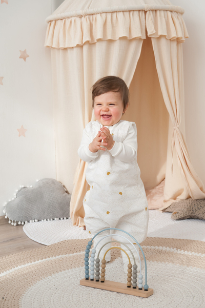 Vreçë gjumi për bebe Kenguru Gold Cloud, TOG 0.5, 4-8m, e bardhë