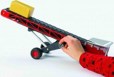 Lodër makinë Bruder Conveyor, e kuqe
