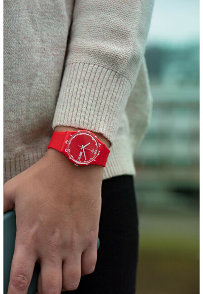 Orë Swatch Original 34 Over Red, e kuqe
