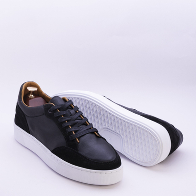 Luzaro Aero – Midnight Black