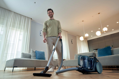 Fshesë me korrent Hoover HP2 Home, 850W, pa qese, e zezë