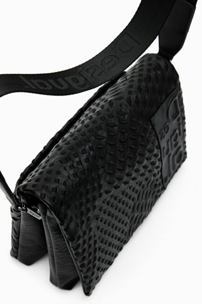 Çantë krahu Desigual Bag Magna Dortmund Flap 22WAXPA1 2000, e zezë